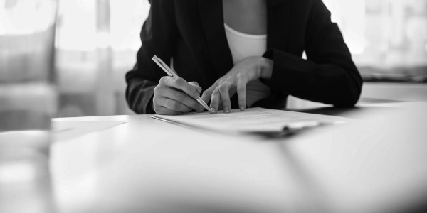 Asesoría Mercantil / Gestión Sociedades Puigpelat · Auditorías Legales y Due Diligence