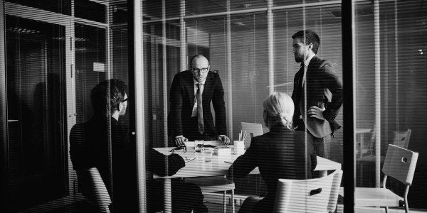 Asesoría Mercantil / Gestión Sociedades Puigpelat · Asesoría en Pactos de Socios
